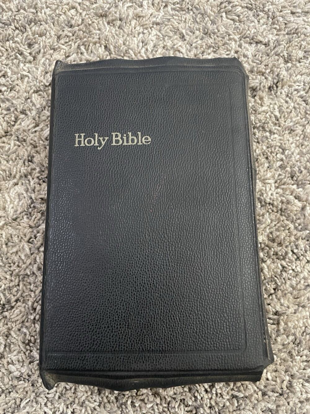 Vintage Holy Bible Self Pronouncing Edition National Bible Press Religious